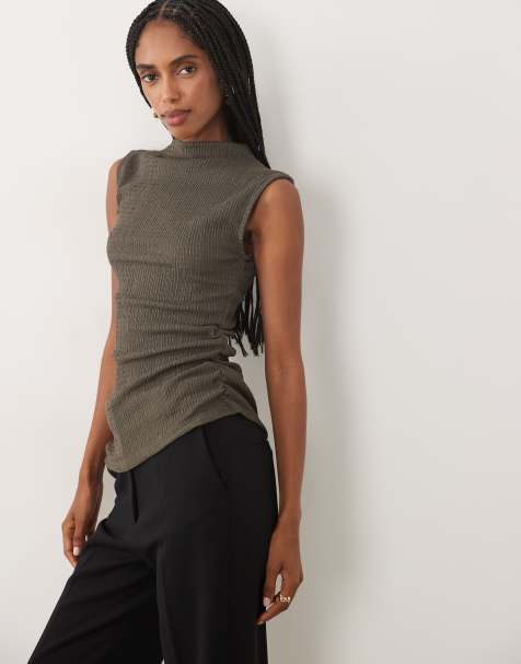 JDY strukturerad asymmetrisk topp med rynkade detaljer i khaki - view 1