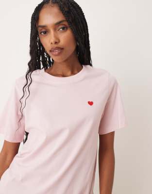 JDY - T-Shirt in Rosa mit Herzprint