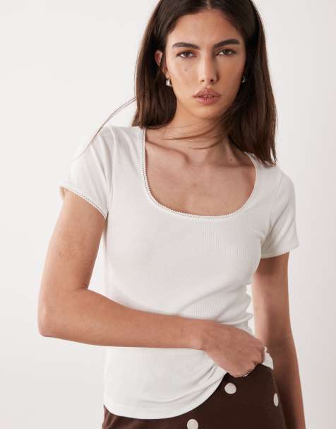 JDY - T-shirt met lage ronde hals in wit - view 1
