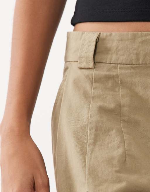 JDY tailored bermuda shorts in light khaki, 4 of 5