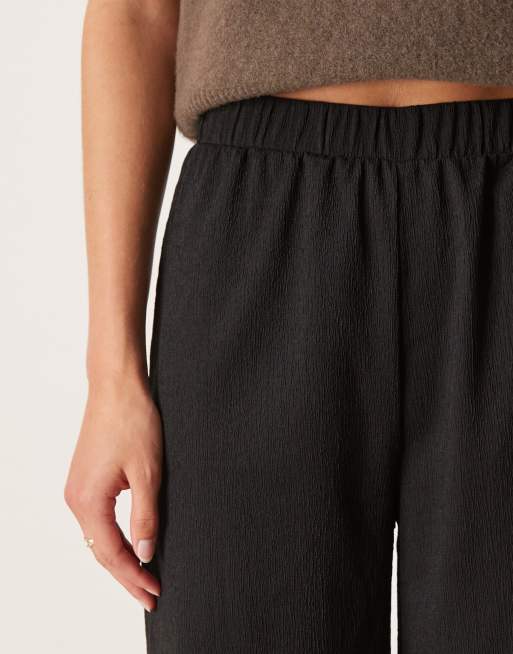 JDY Tall - Broek met wijde pijpen en textuur in zwart, 3 van 5