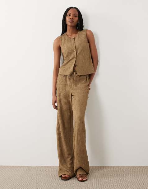 JDY Tall - Coordinato testurizzato marrone con pantaloni sartoriali e gilet - view 1