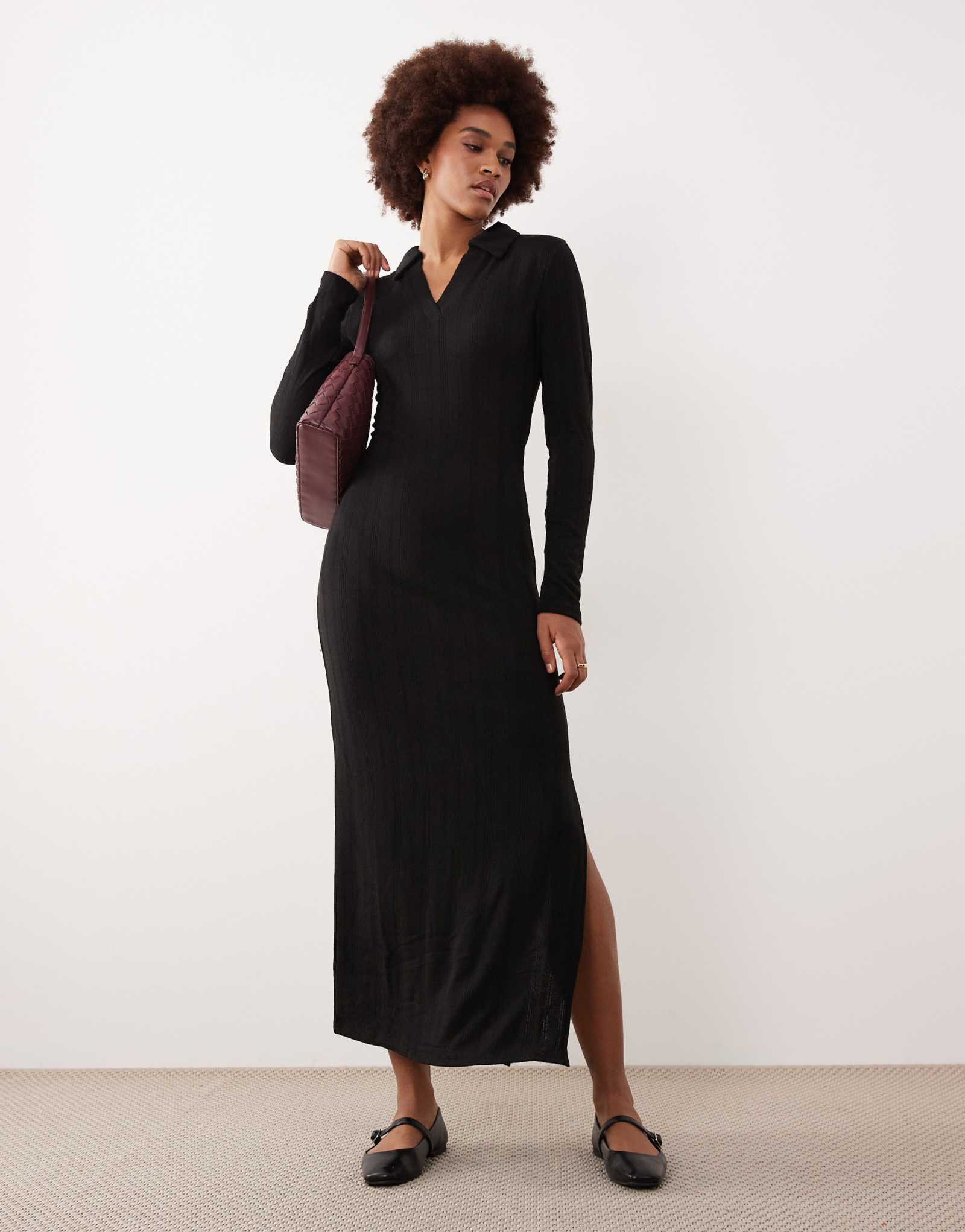 Длинное трикотажное макси-платье-поло JDY черного цвета