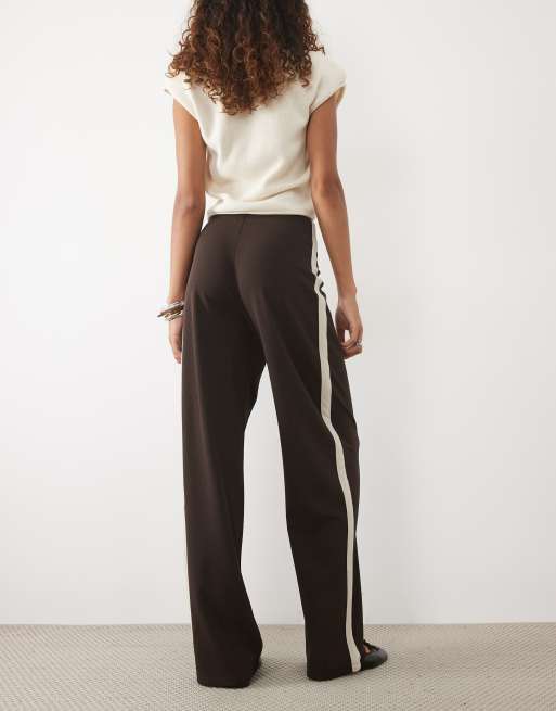 JDY Tall - Pantalones de pernera ancha con raya lateral en marrón, 5 de 5