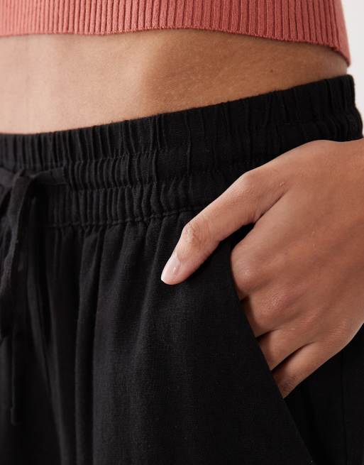 JDY Tall - Pantaloni a fondo ampio in lino neri, 3 di 5