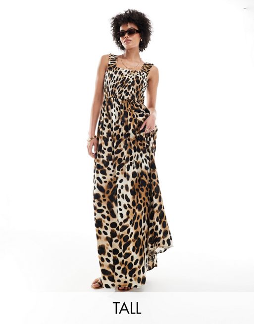 JDY Tall shirred top maxi dress in leopard print | ASOS