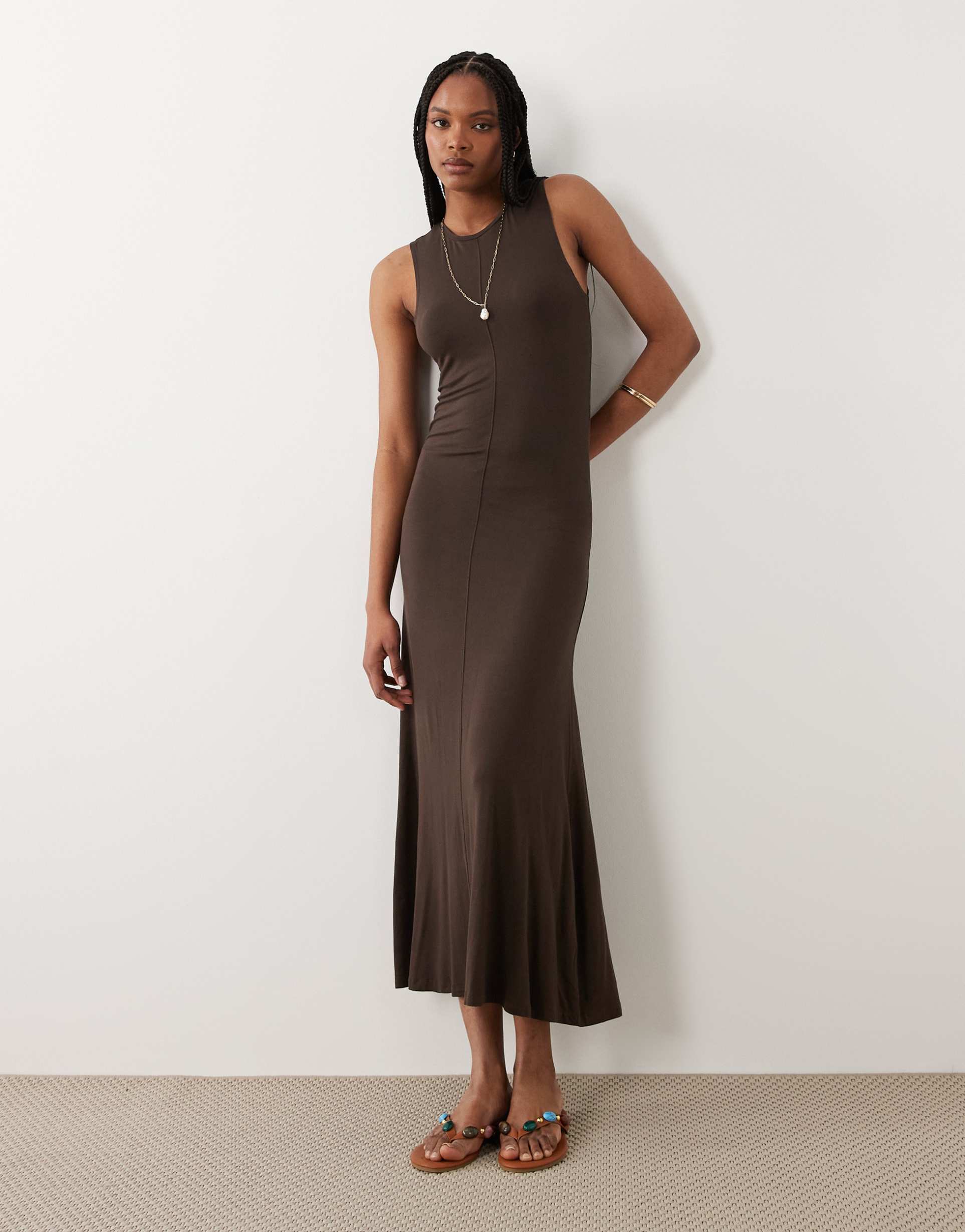jdy tall sleeveless maxi dress in chocolate brown