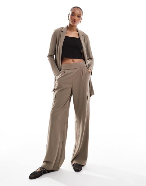 JDY Tall tailored set in brown