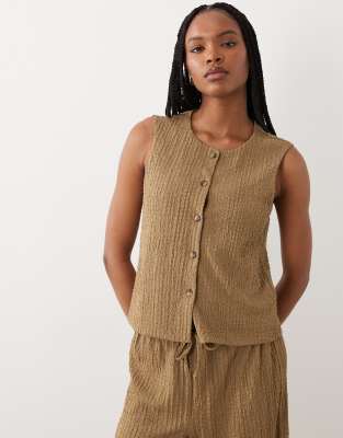 Jdy Tall Textured Vest In Brown