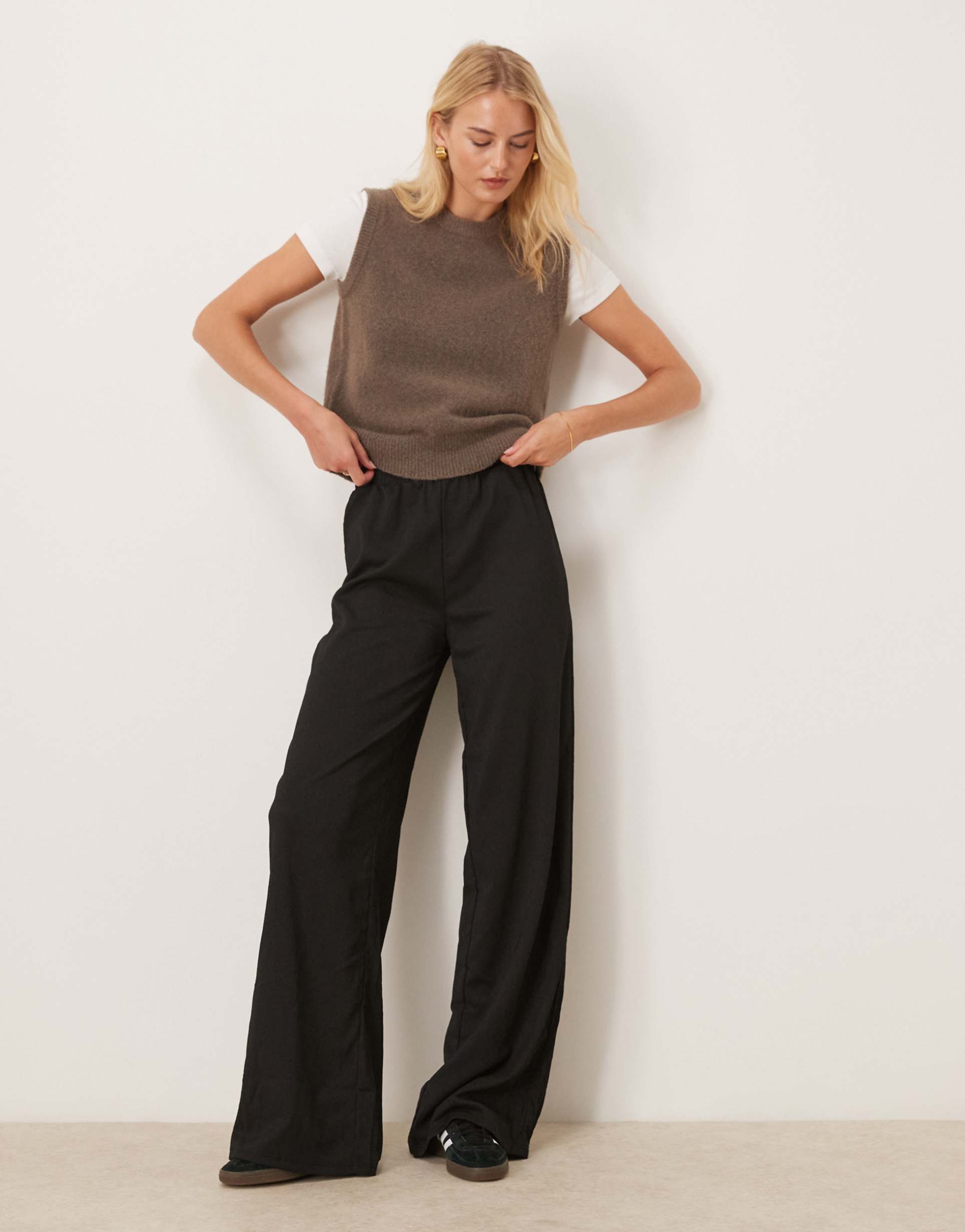 jdy tall textured wide leg pants in black