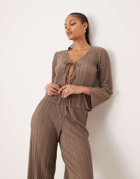 JDY Tall tie front plisse top in brown - part of a set - view 1