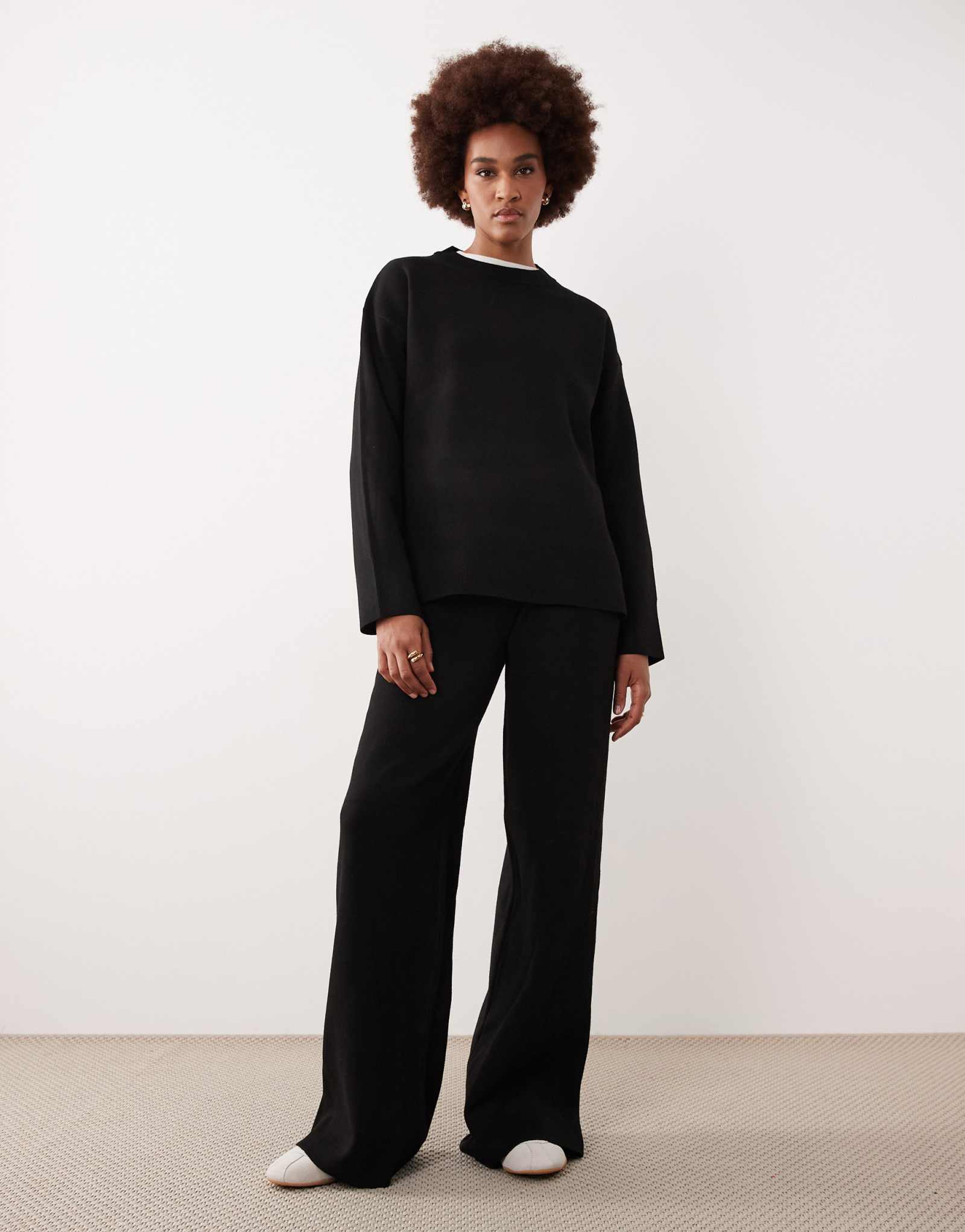 Трикотажные брюки JDY Tall с широкими штанинами черного цвета - часть комплекта