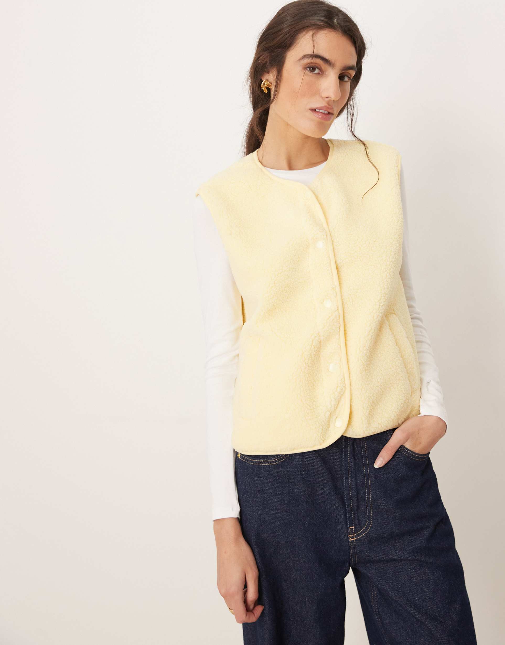 jdy teddy vest in buttermilk