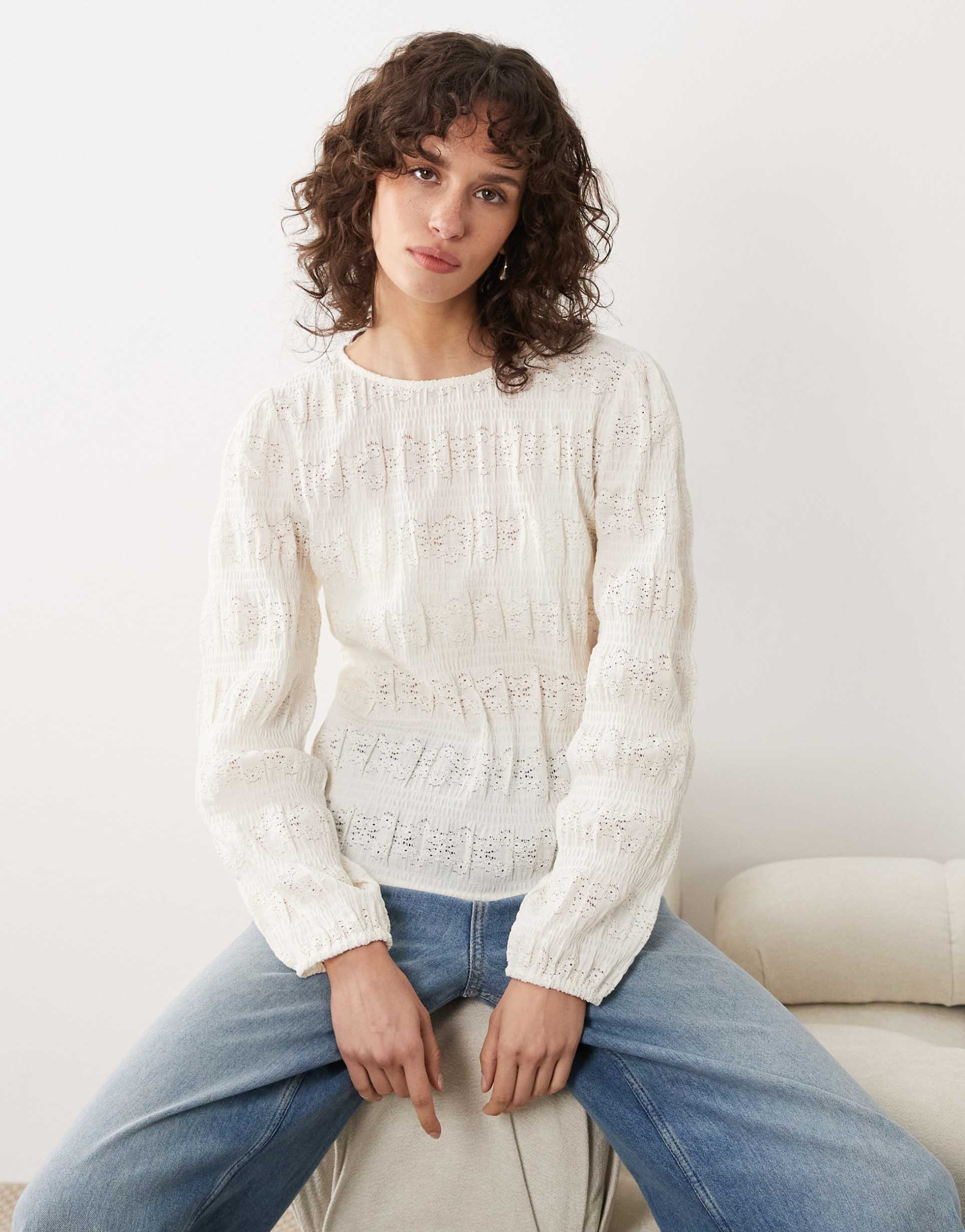 jdy textured long sleeve top in white