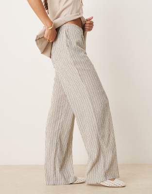 Jdy Textured Pinstriped Pants
