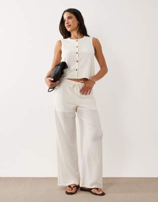 Jdy Textured Tailored Pants In White