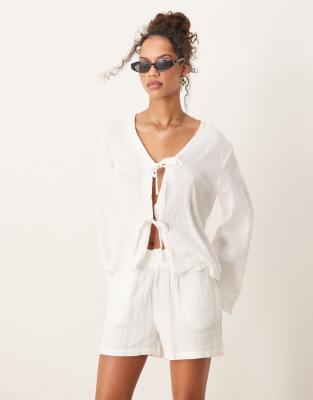 tie front cheesecloth shirt in white - part of a set