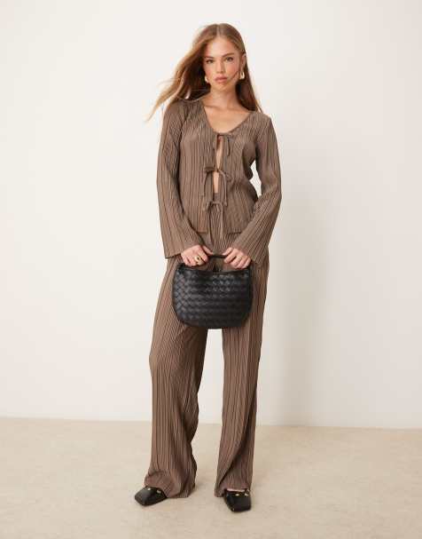 JDY tie front plisse set in brown - view 1