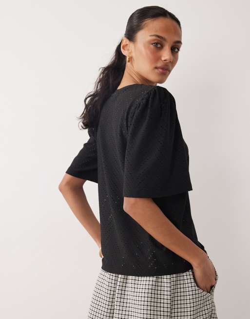 JDY - Top met broderie en lange mouwen in zwart, 2 van 4
