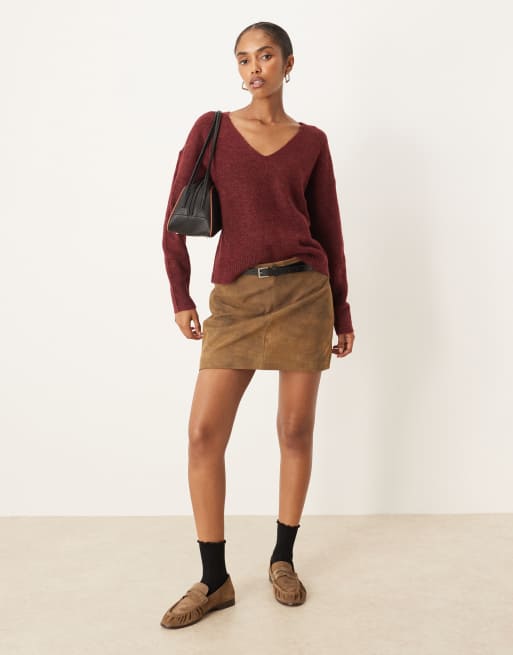 JDY v-neck jumper in burgundy, 3 of 4