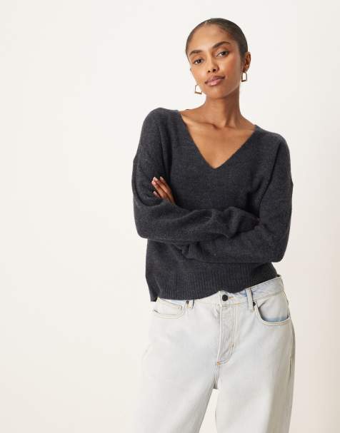 JDY v-neck jumper in navy - view 1