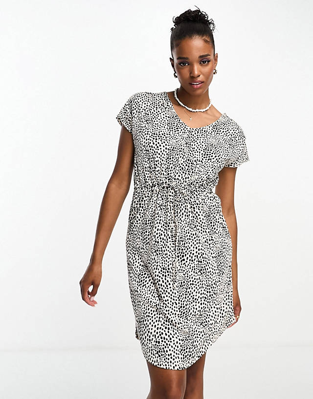 JDY - v neck mini dress in grey leopard print