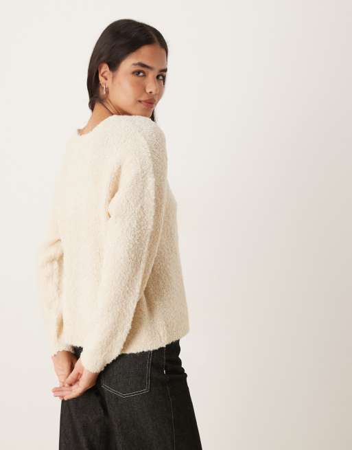 JDY v-neck slouchy jumper in cream, 4 of 4