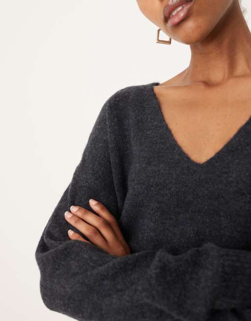 JDY v-neck sweater in navy