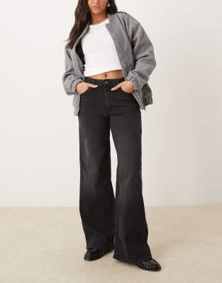 JDY - Weite Jeans aus schwarzem Denim mit hohem Bund