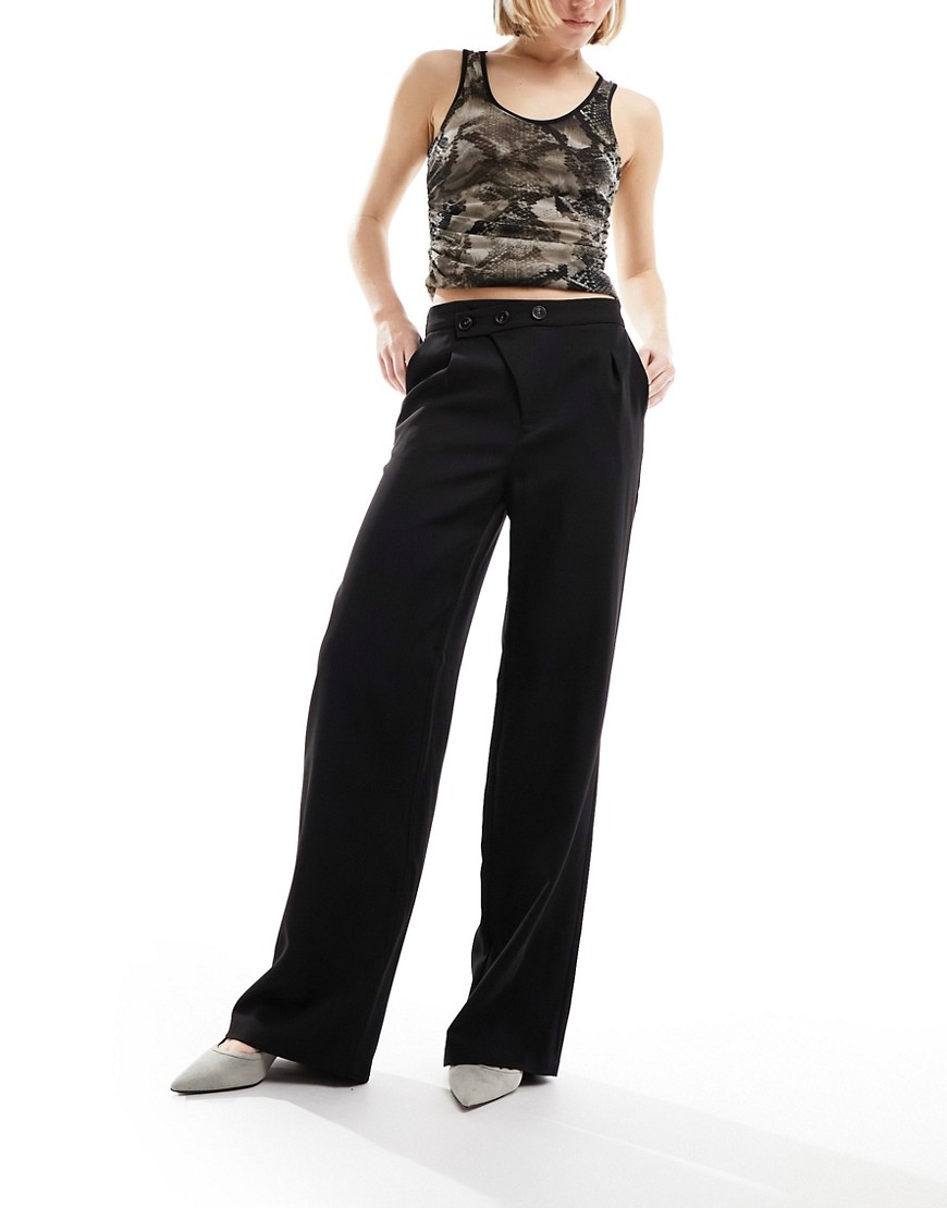 JDY wide leg button detail pleated trousers in black