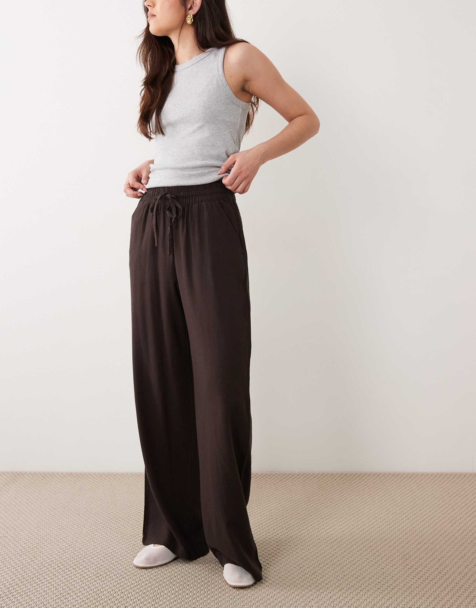 jdy wide leg linen blend pants in chocolate brown