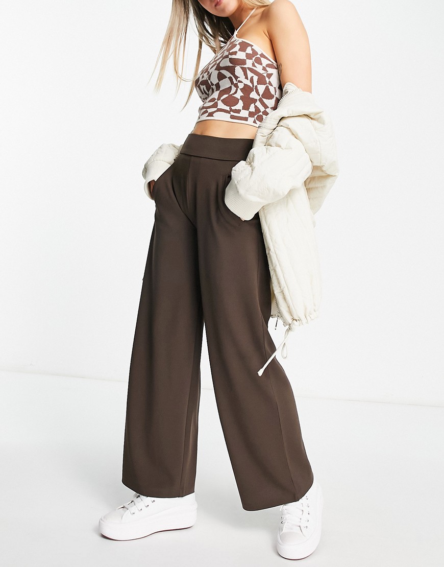 JDY wide leg tailored trousers in chocolate-Brown