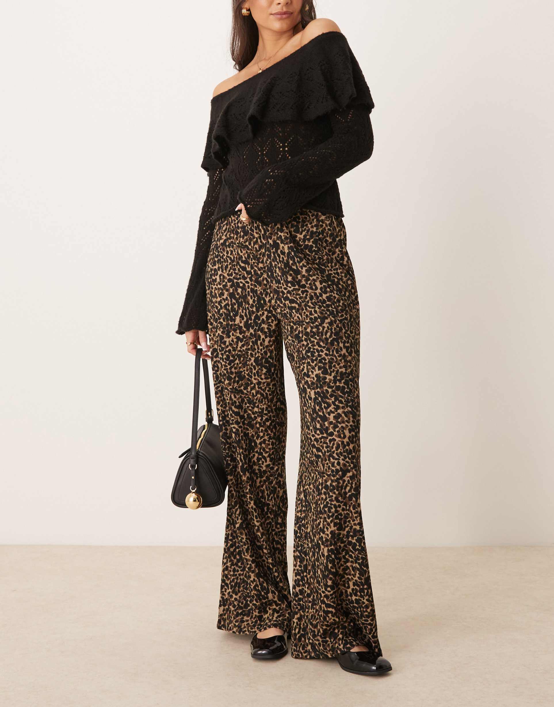 jdy wide leg textured pants in leopard print