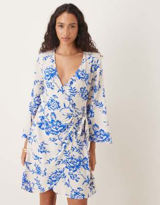 JDY JDY wrap kimono dress in beige with blue floral print