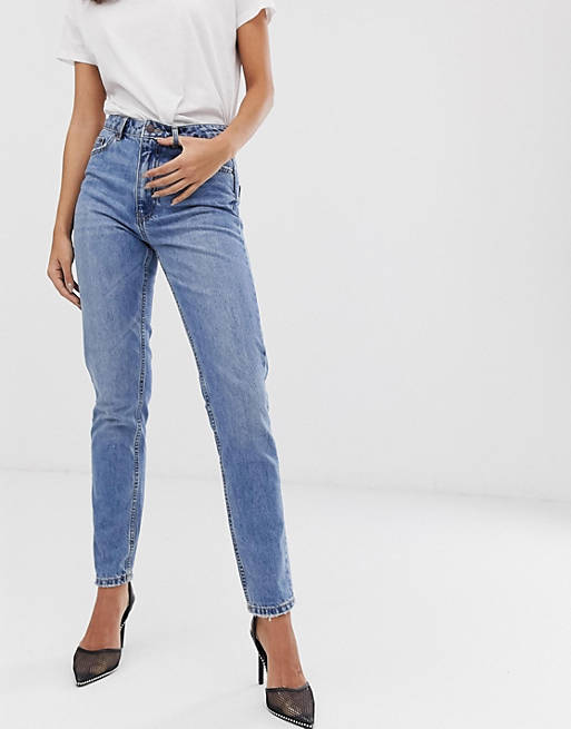 Jeansy typu mom Vero Moda z wysokim stanem, sprany błękit