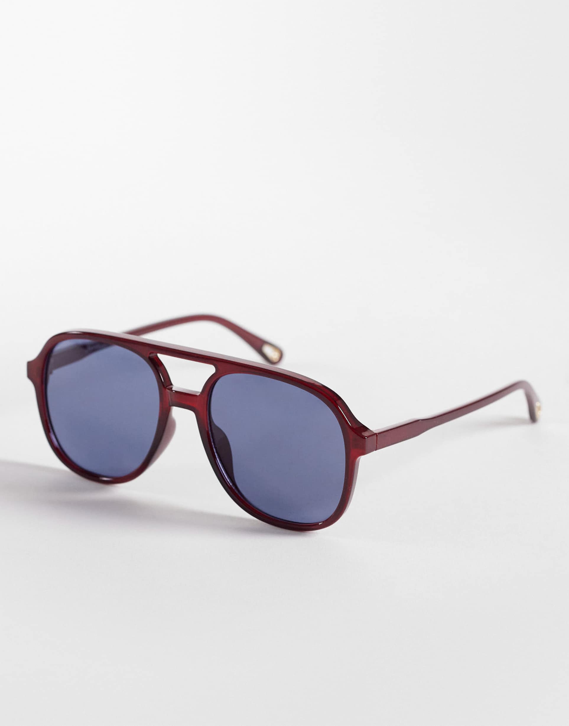 jeepers peepers aviator sunglasses in burgundy with blue lens