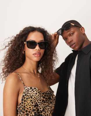 Jeepers Peepers Jeepers Peepers classic square sunglasses in black