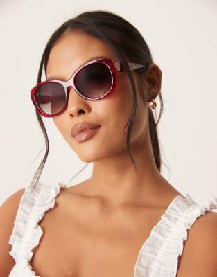 Jeepers Peepers - Eckige Sonnenbrille in Rot mit breitem Gestell