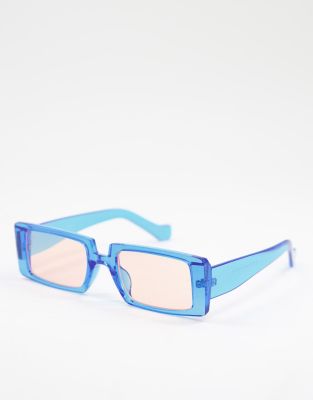 Jeepers Peepers - Eckige Unisex-Sonnenbrille in Blau mit Gläsern in Rosa/Rot