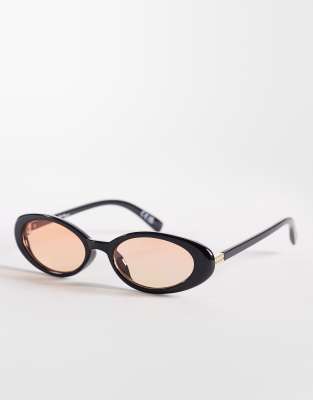 Jeepers Peepers Oval Sunglasses In Black