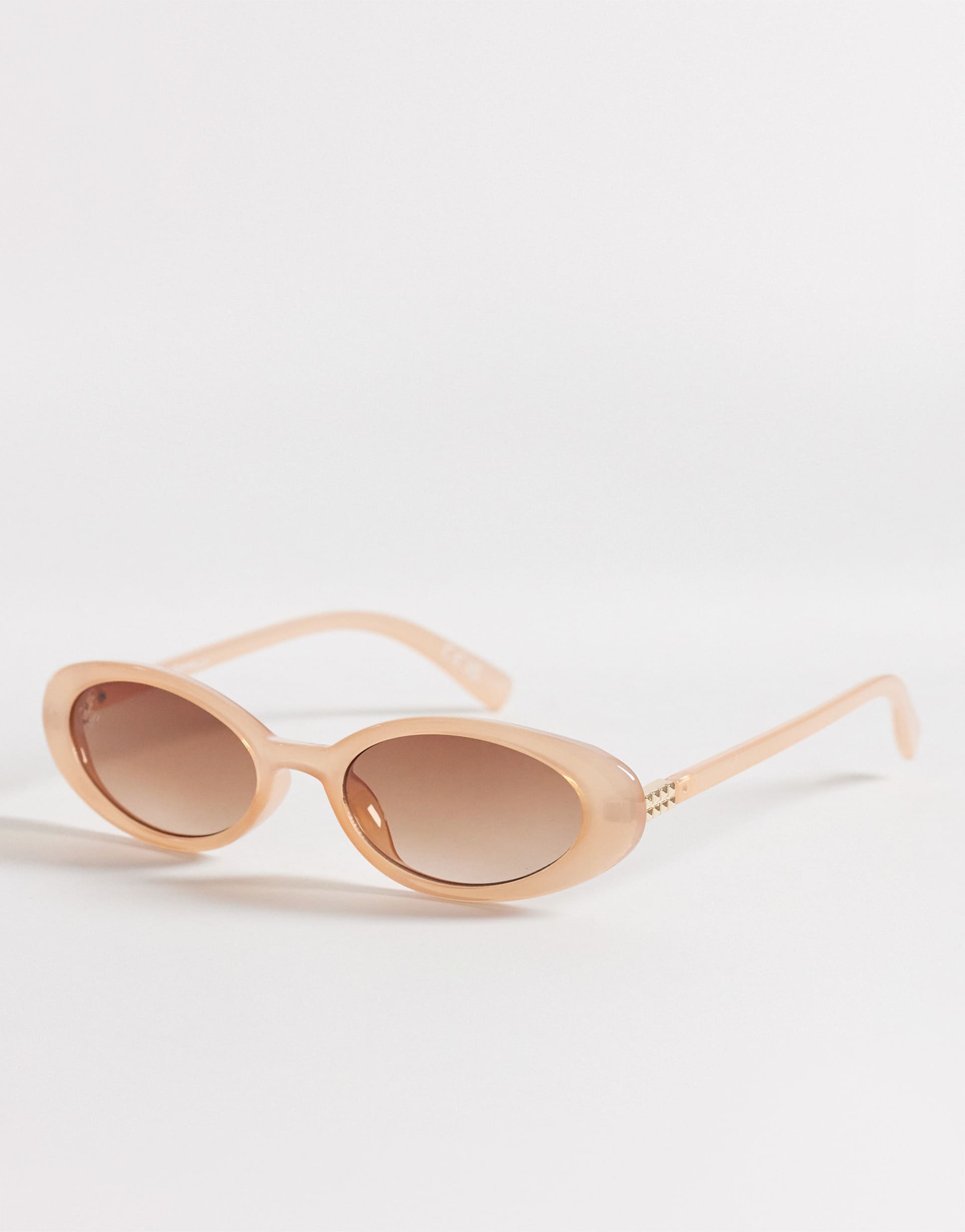 jeepers peepers oval sunglasses in cream with brown lenses