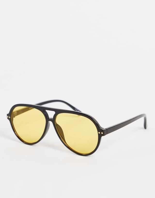 Jeepers Peepers oversized aviator sunglasses in black with yellow lens