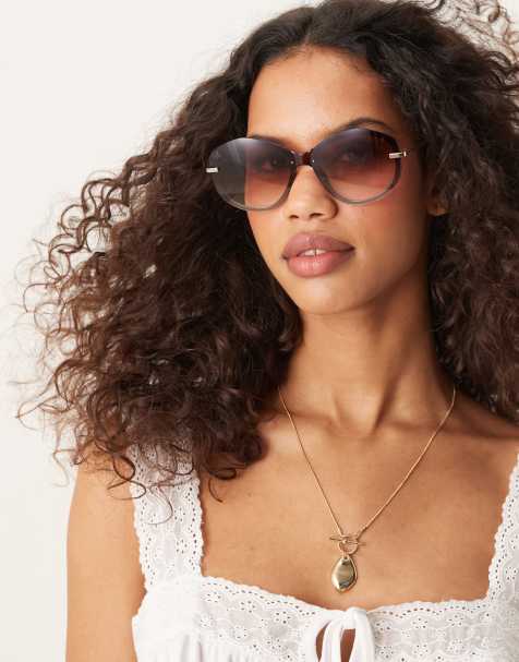 Jeepers Peepers oversized round sunglasses in brown with gradient lens - view 1