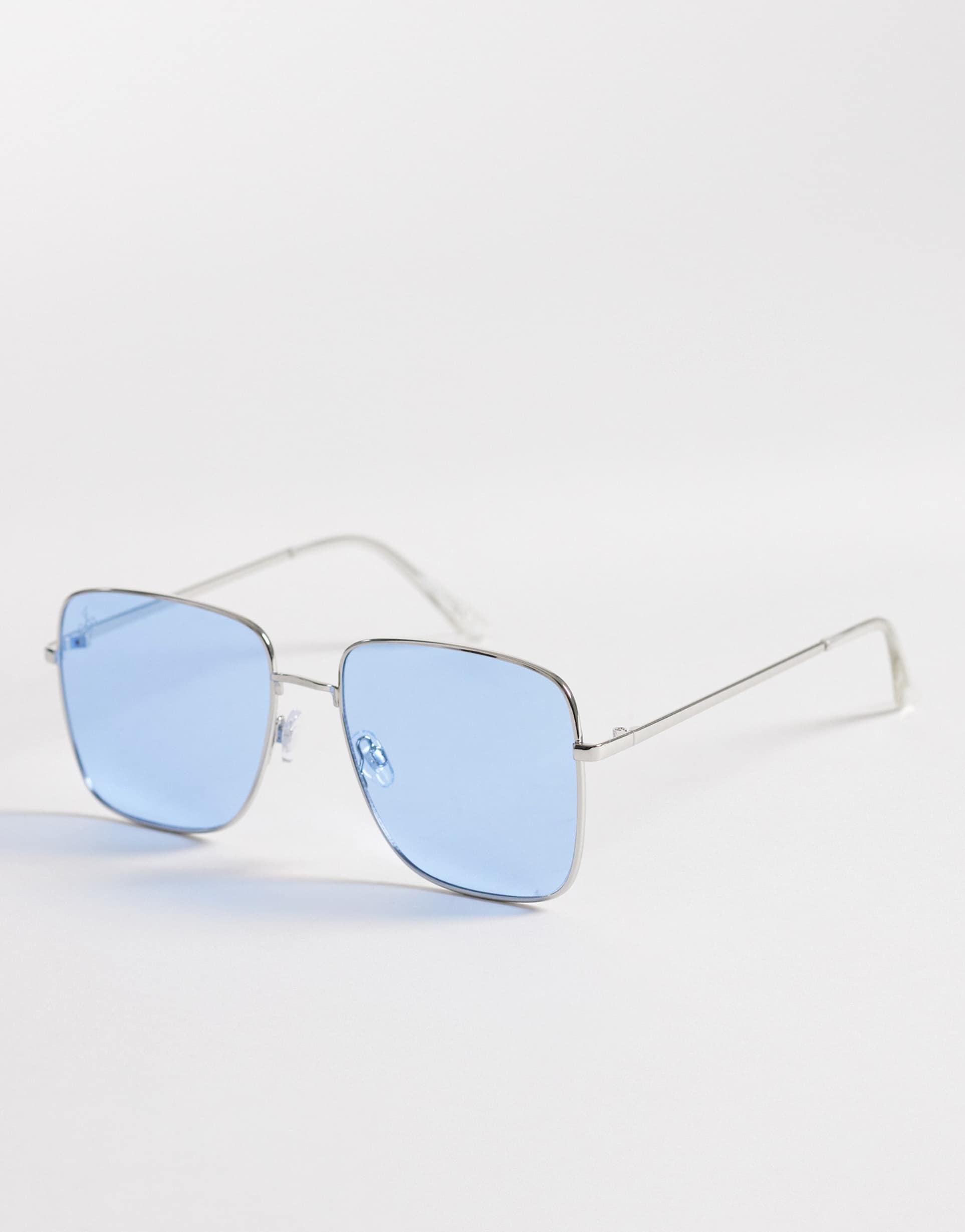jeepers peepers oversized square metal sunglasses in silver tone with blue lenses