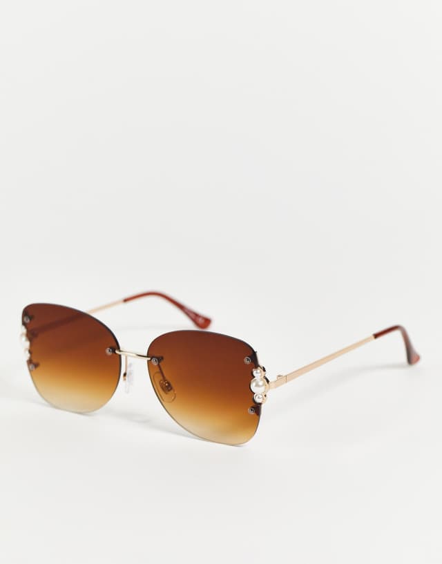 Jeepers Peepers oversized sunglasses with pearl embellishment in gold