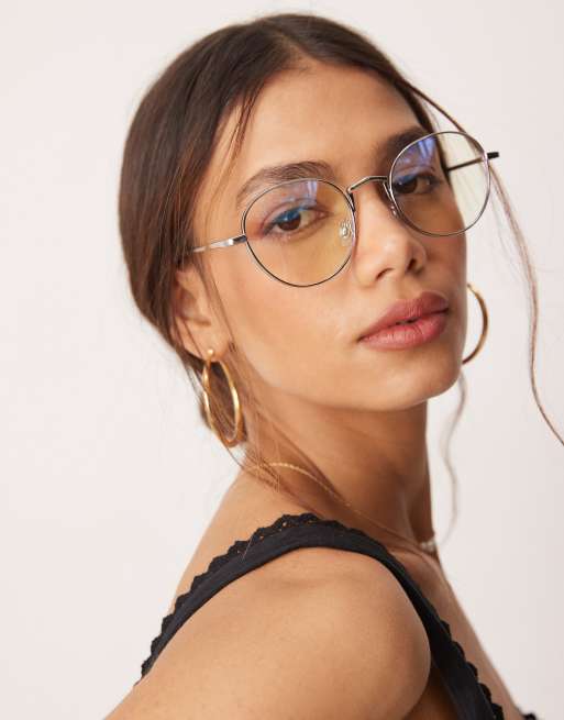 Jeepers Peepers round metal clear lens glasses in silver, 2 of 3