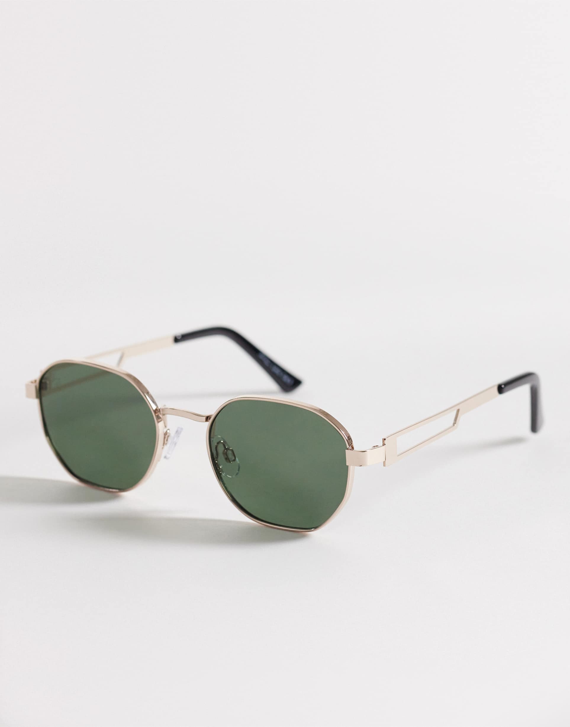 jeepers peepers round metal sunglasses in gold with green lenses