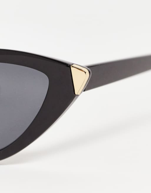 Jeepers Peepers slim cat eye sunglasses in black, 3 of 4