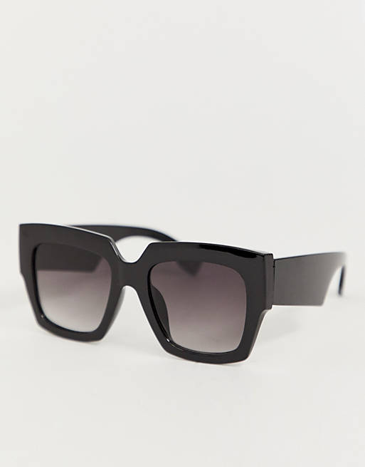 Jeepers Peepers square sunglasses in black