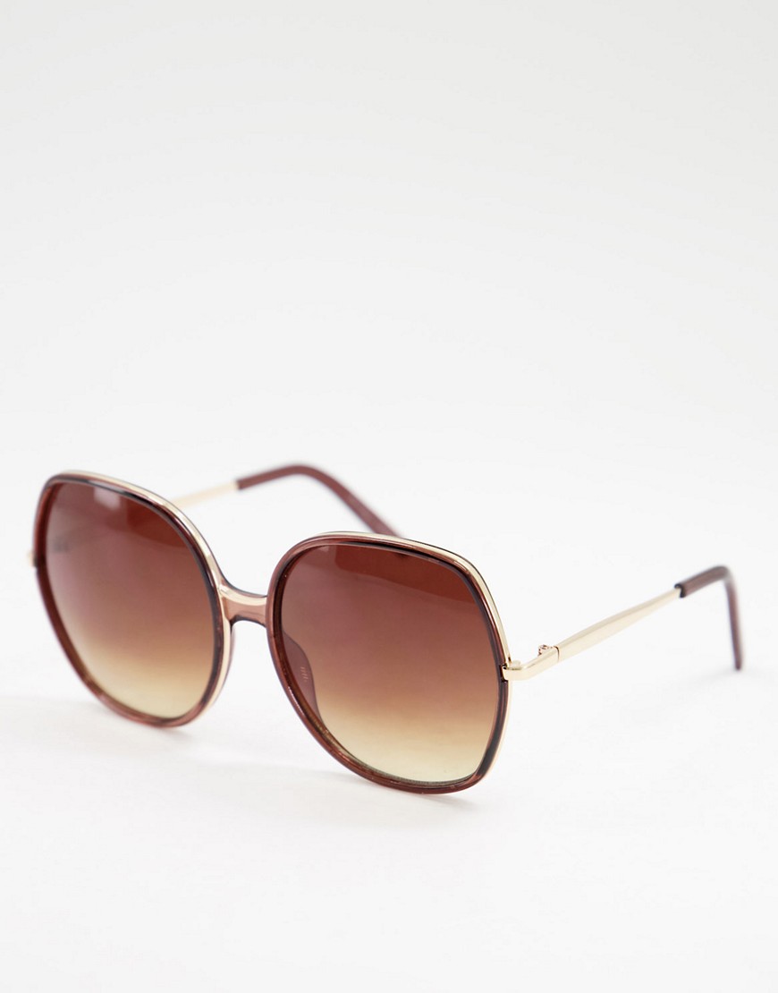 Jeepers Peepers womens oversized round sunglasses in tort-Brown